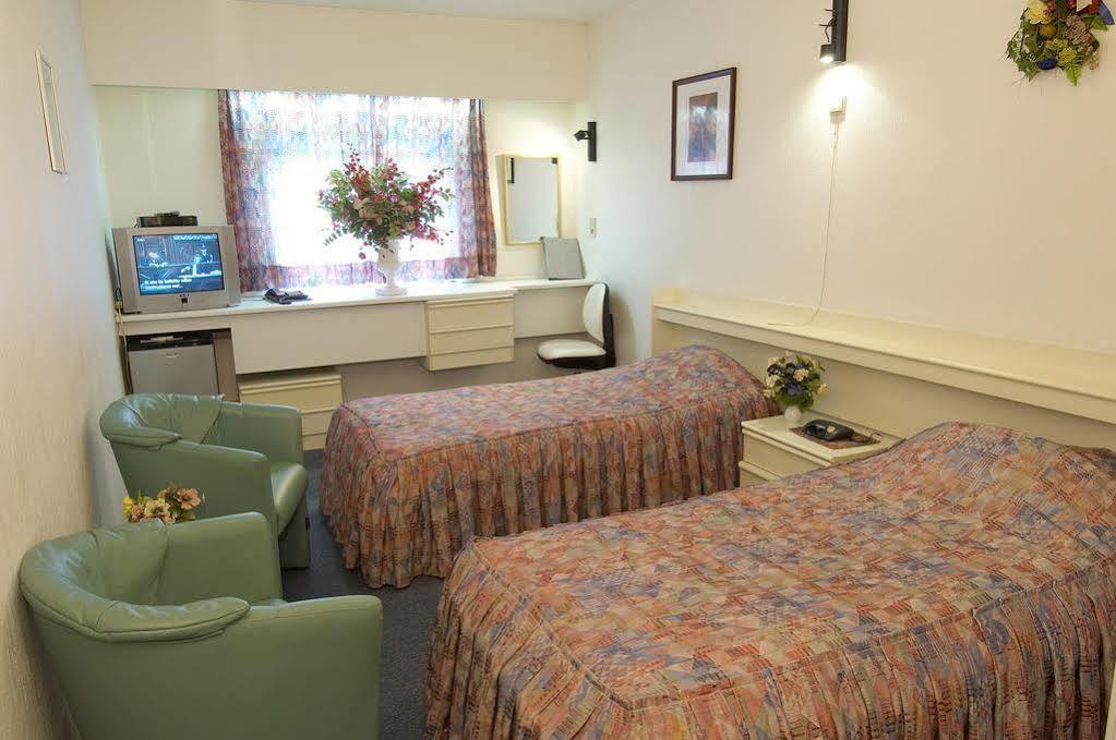 Hotel Apollo Zutendaal Extérieur photo